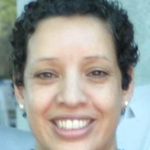 Naïma Lagdaa (2005 Diplômé d'un mastère spécialisé) Naïma Lagdaa (2005 Diplômé d'un mastère spécialisé)